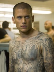O ator Wentworth Miller, que interpreta Michael Scofield, protagonista da série Prison Break, é gay.