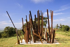 beam-drop-inhotim_-2008-de-chris-burden-foto-eduardo-eckenfels-21