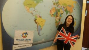 Maria Fernanda Briet, 15 anos, realizou o sonho de conhecer Londres.
